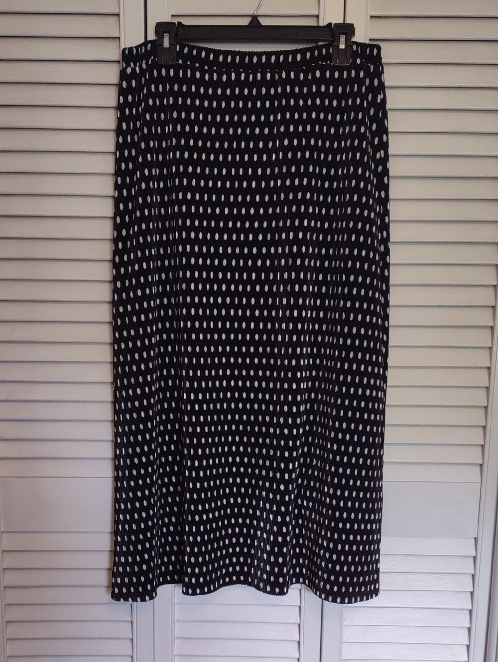 EUC Matilda Jane Good Hart Bells Bend Black Polka Dot Crinkle Skirt Size L